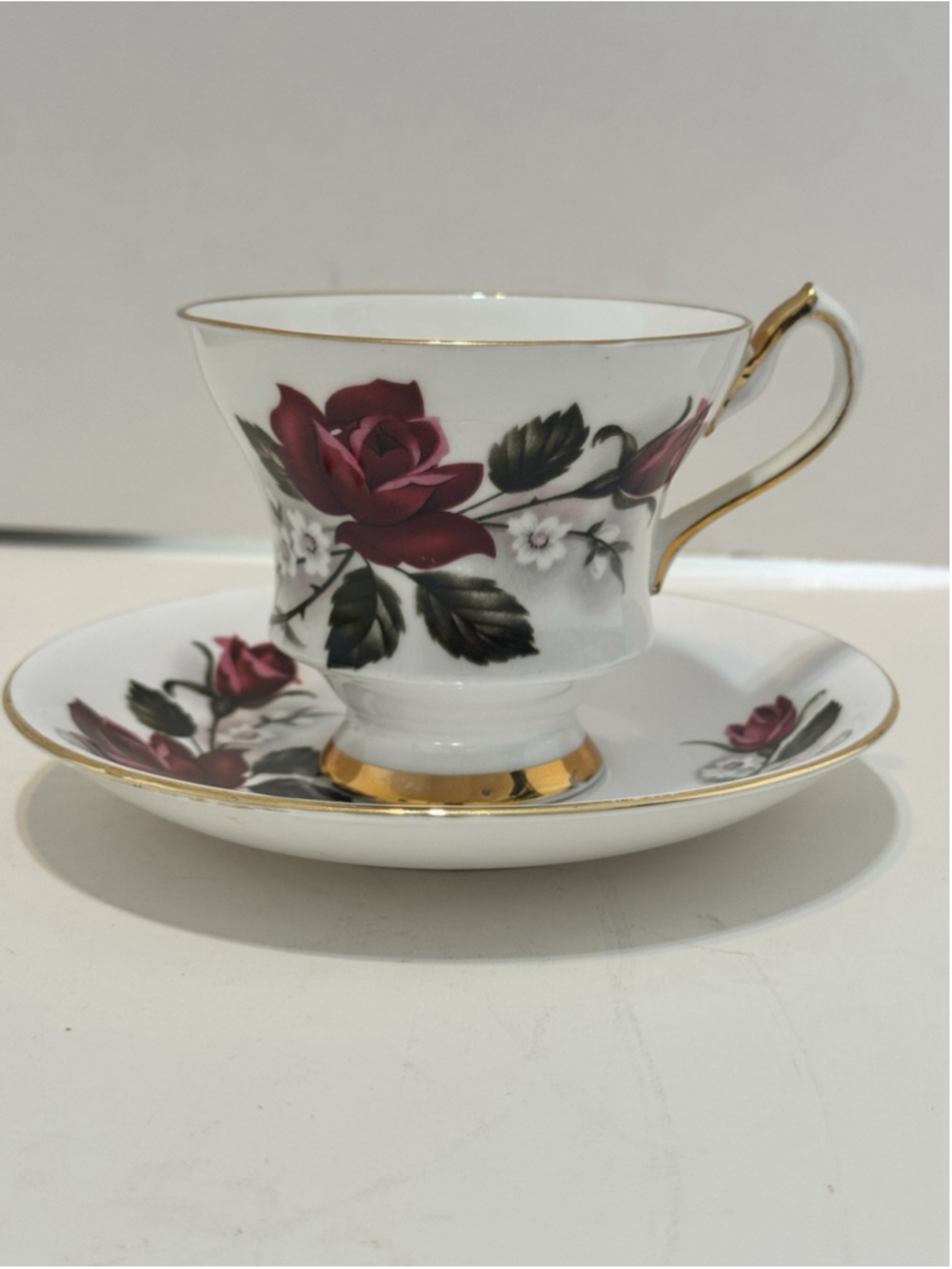 Royal London Footed Tea Cup & Saucer Bone China Made In England